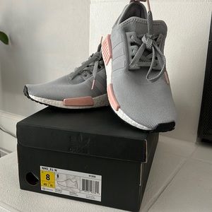 Adidas NMD grey pink